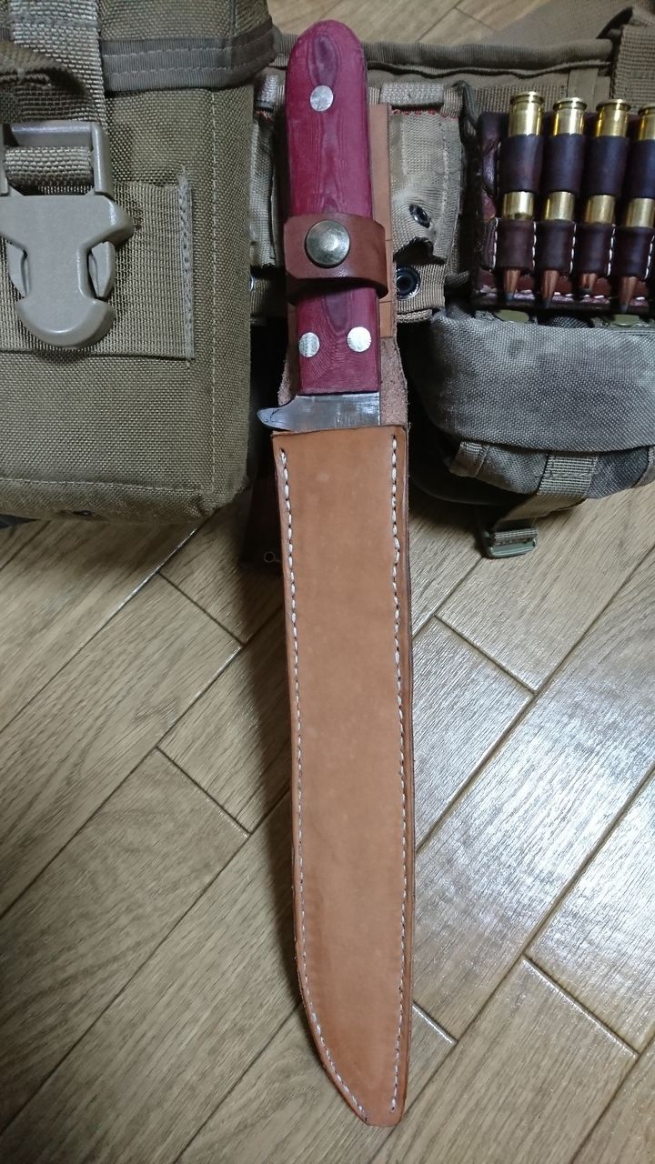 装備に付けたシース